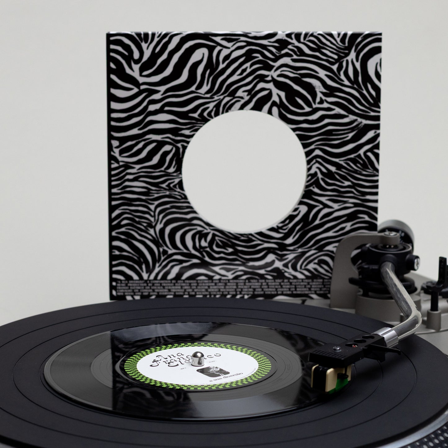 Ana Frango Elétrico - A Sua Diversão / Não Tem Nada Não (7")