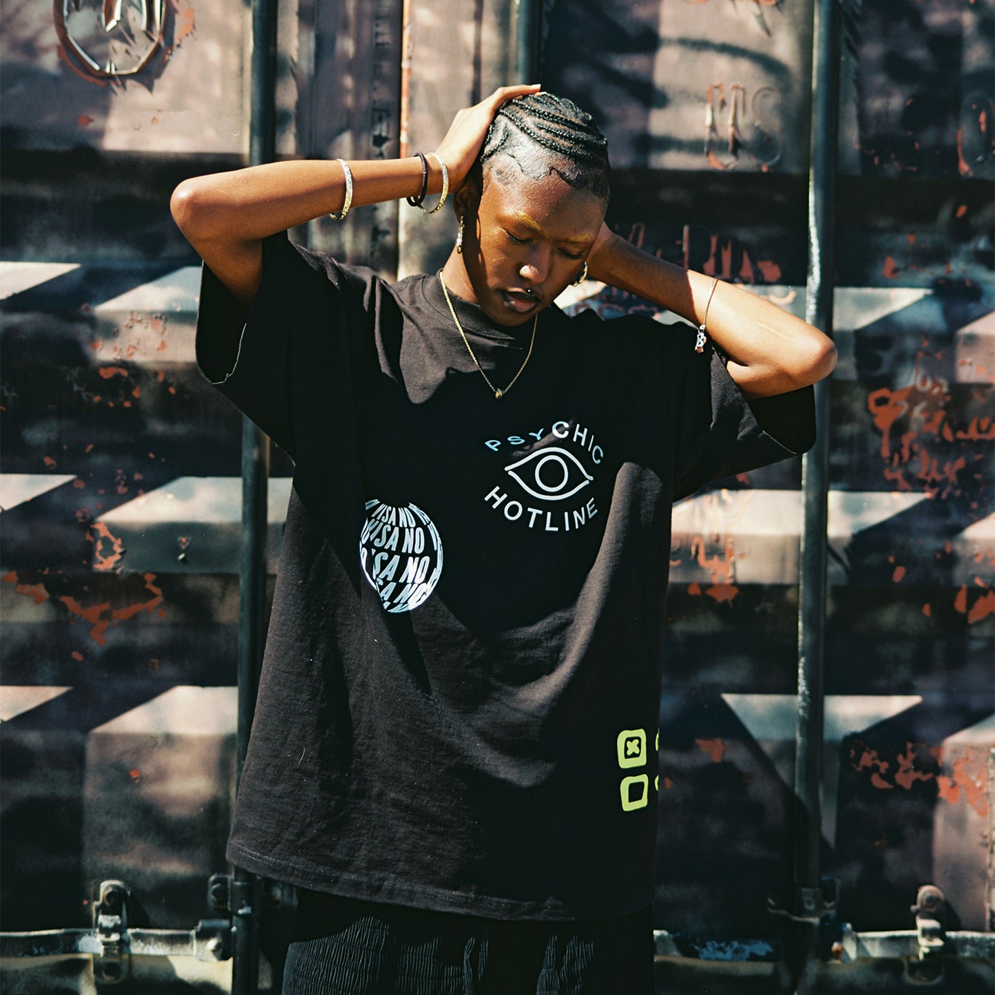 No Visa x Psychic Hotline - Limited Edition Shirt